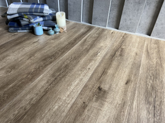 Q-17 Дуб Кросби